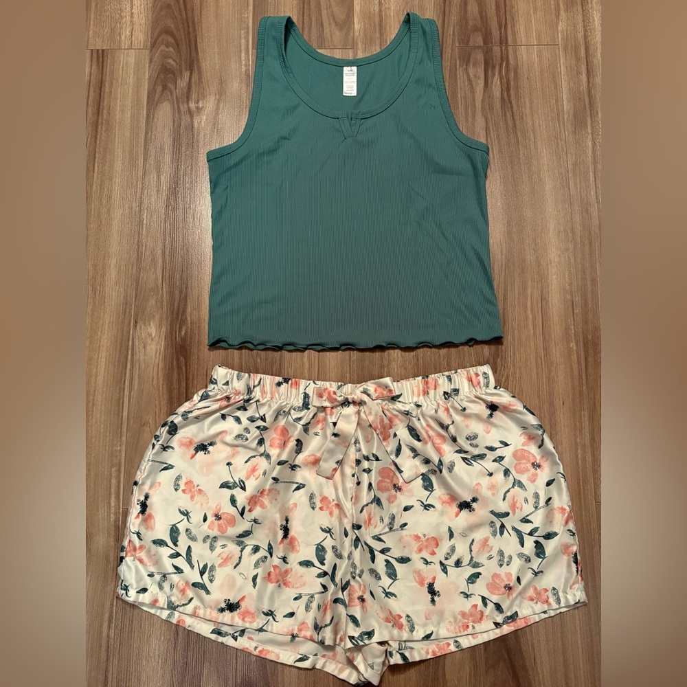 George Ribbed Teal Top